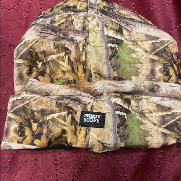 Unisex Beanie Hunting Theme - Picture 2 of 2